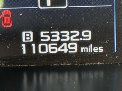 Used 2016 Subaru Legacy 3.6R Limited AWD/4WD image 11