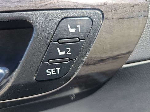 Used 2020 Toyota Highlander Platinum AWD/4WD image 11