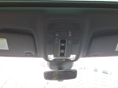 Used 2025 Audi Q3 2.0T Premium AWD/4WD image 25