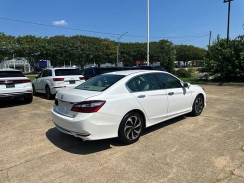 Used 2016 Honda Accord EX-L image 5