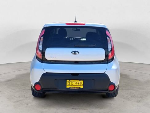 Used 2015 Kia Soul FWD image 4