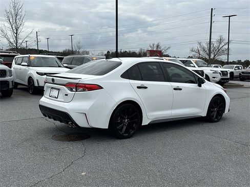 Used 2022 Toyota Corolla SE image 8