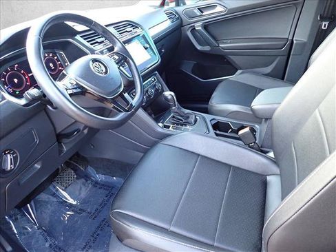 Used 2019 Volkswagen Tiguan S FWD image 12