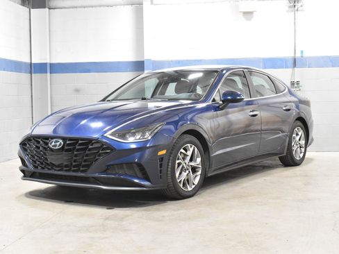 Used 2020 Hyundai Sonata SEL w/ Convenience Package FWD image 2