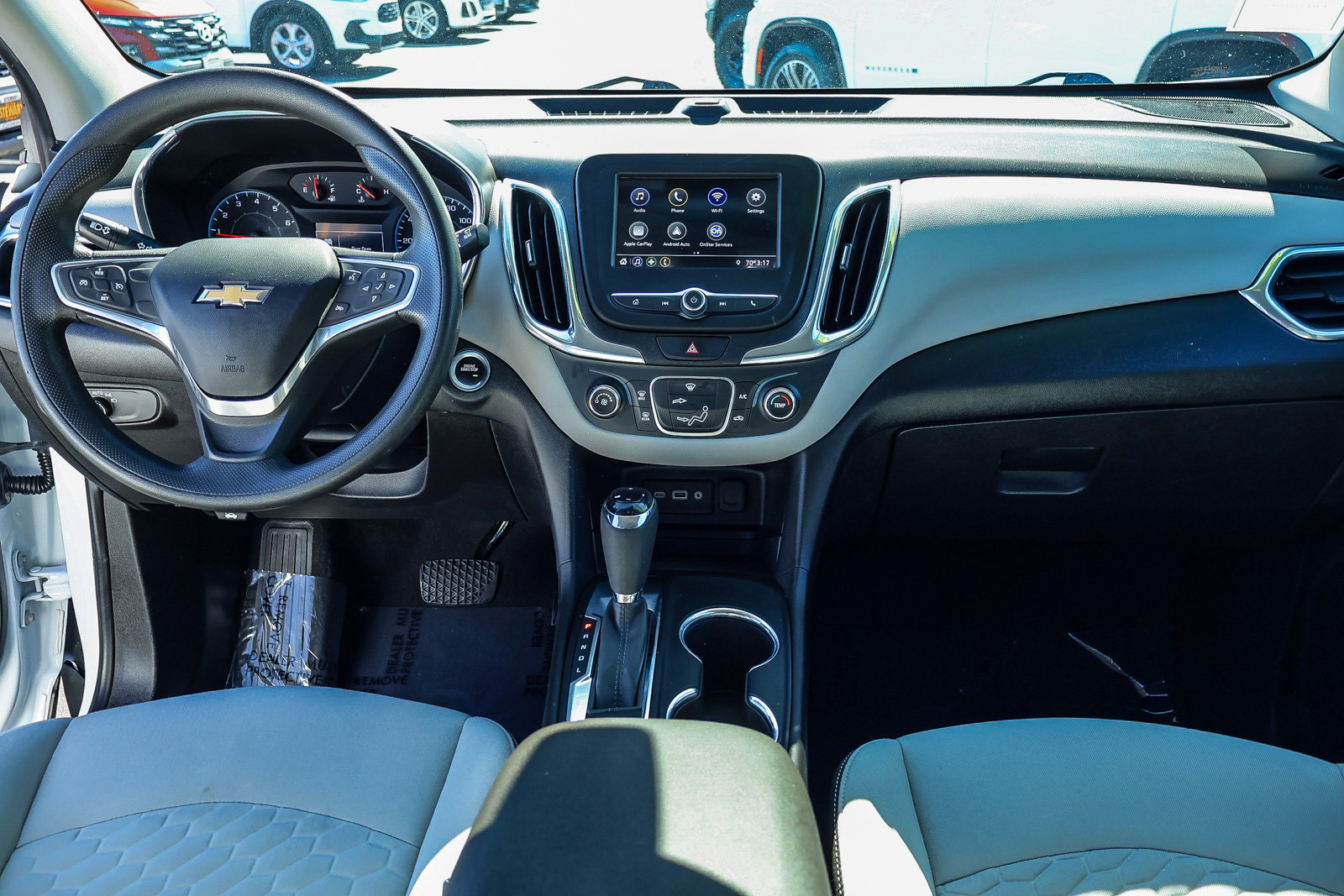 Used 2019 Chevrolet Equinox LS w/ LS Convenience Package FWD image 6