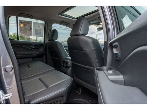 Used 2025 Honda Ridgeline RTL image 18
