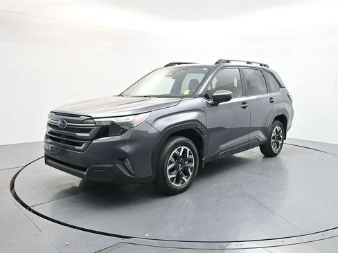Used 2025 Subaru Forester Premium w/ Convenience Package #1 AWD/4WD image 3