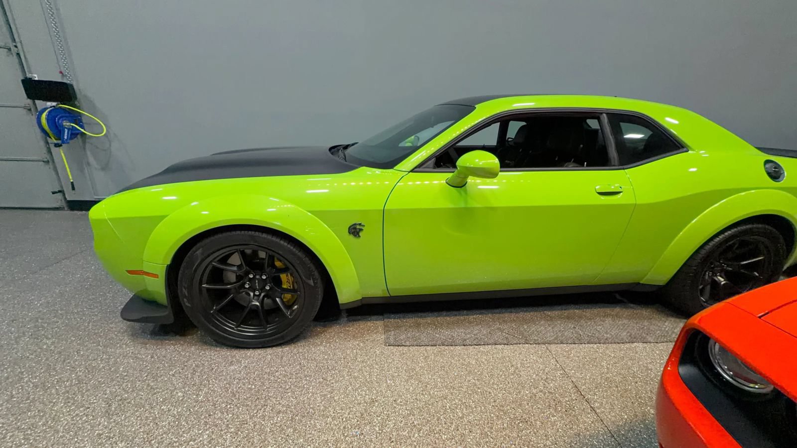 Used 2023 Dodge Challenger SRT Hellcat RWD image 3