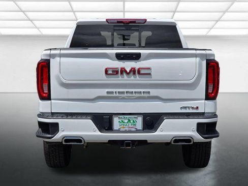 Certified 2024 GMC Sierra 1500 AT4 w/ Technology Package AWD/4WD image 24