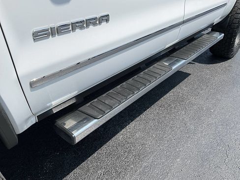 Used 2014 GMC Sierra 1500 SLT w/ SLT Crew Cab Value Package AWD/4WD image 35