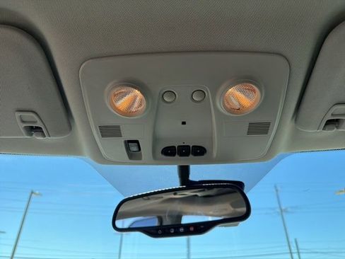 Used 2017 GMC Acadia Limited SLT image 20