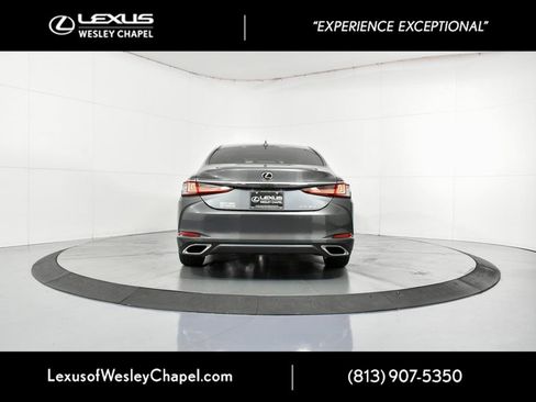 New 2025 Lexus ES 350 350 image 3
