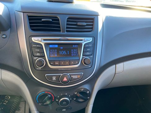 Used 2015 Hyundai Accent GLS w/ Option Group 02 image 17