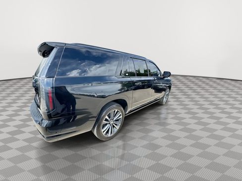 Used 2026 Cadillac Escalade ESV Sport w/ Touring Package AWD/4WD image 11