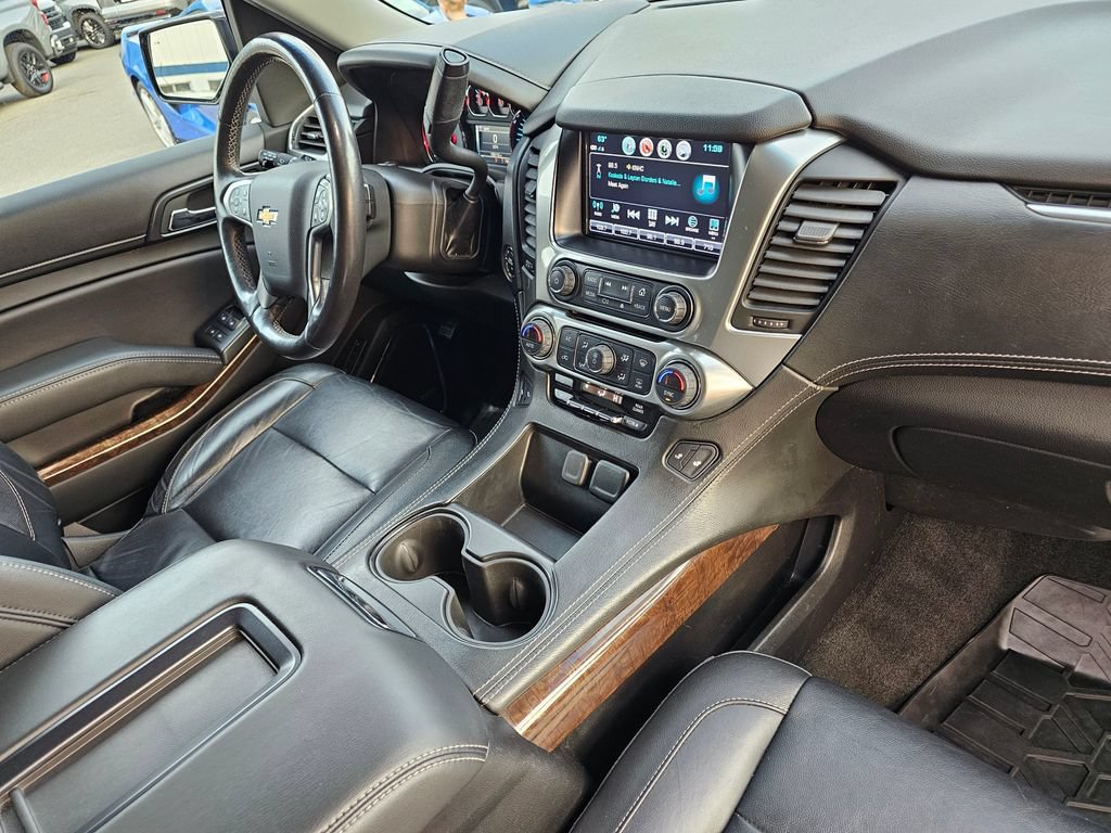 Used 2018 Chevrolet Tahoe LT w/ Luxury Package AWD/4WD image 13