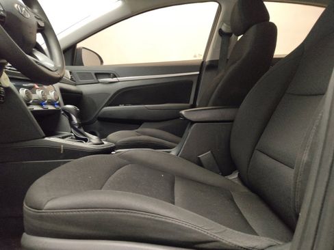 Used 2019 Hyundai Elantra SEL w/ Cargo Package FWD image 17