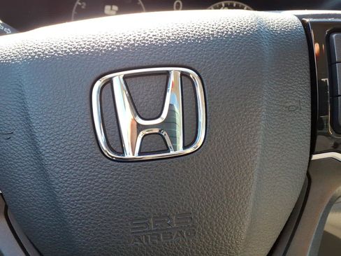Used 2025 Honda Odyssey EX-L image 11