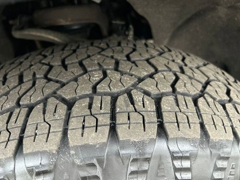 Used 2020 GMC Sierra 1500 SLT w/ SLT Premium Plus Package image 30