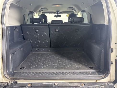 Used 2012 Toyota FJ Cruiser 4WD w/ Convenience Pkg image 19