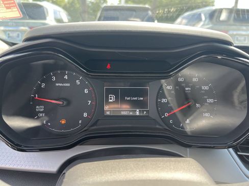 Used 2025 Chevrolet Trax LS w/ Driver Confidence Package FWD image 21