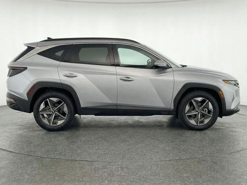 Used 2025 Hyundai Tucson SEL AWD/4WD image 11