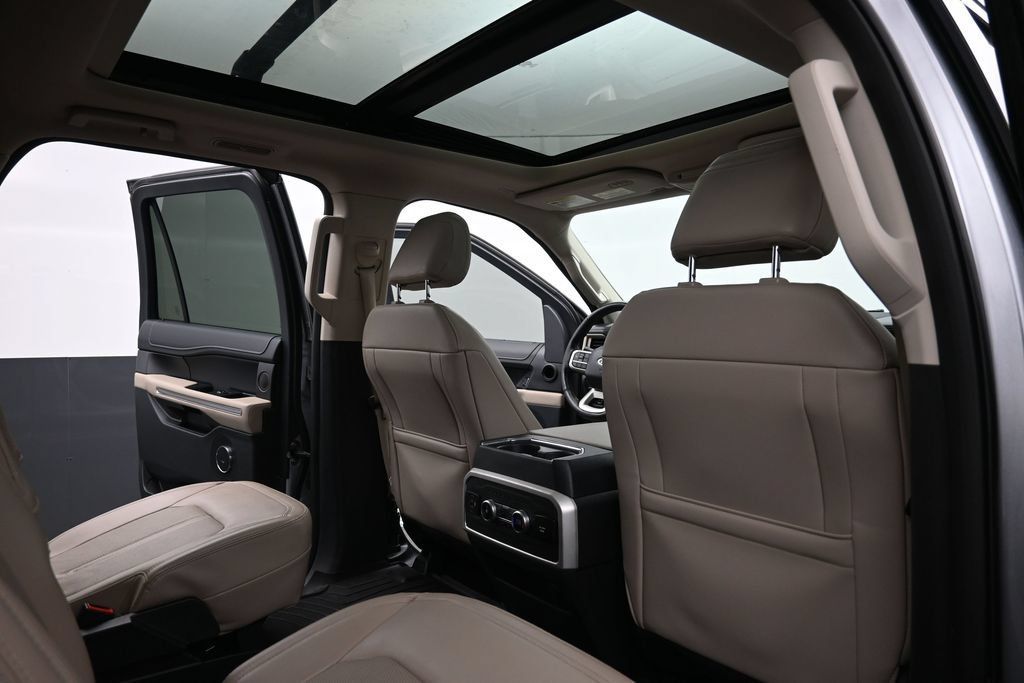 Used 2023 Ford Expedition Max Limited AWD/4WD image 25