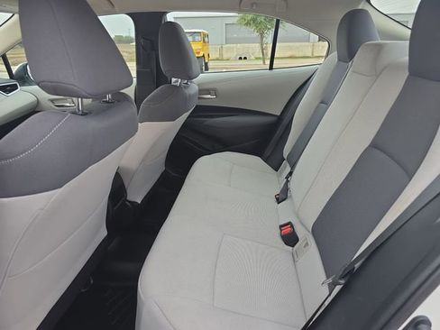 Used 2020 Toyota Corolla L image 14
