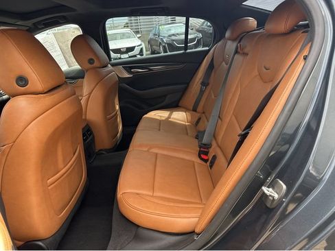 Certified 2022 Cadillac CT5 V w/ Platinum Package RWD image 4