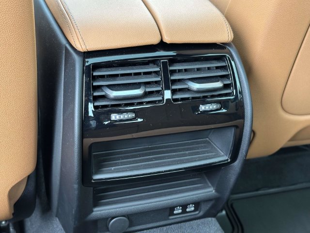 Used 2023 BMW 530i xDrive w/ Convenience Package AWD/4WD image 14