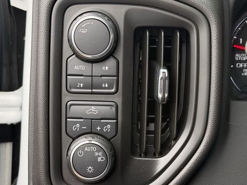 Used 2024 Chevrolet Silverado 1500 Custom Trail Boss AWD/4WD image 22