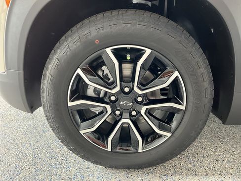 New 2026 Chevrolet TrailBlazer ACTIV w/ Convenience Package FWD image 34