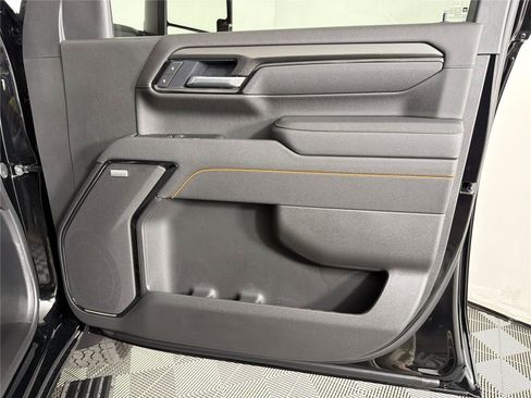 New 2026 GMC Sierra 2500 AT4 w/ AT4 Premium Plus Package AWD/4WD image 12