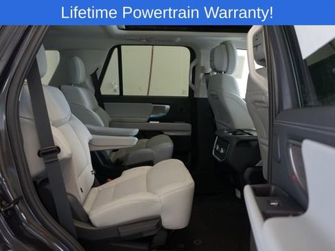 New 2026 Ford Expedition Platinum w/ Driver's Package image 30