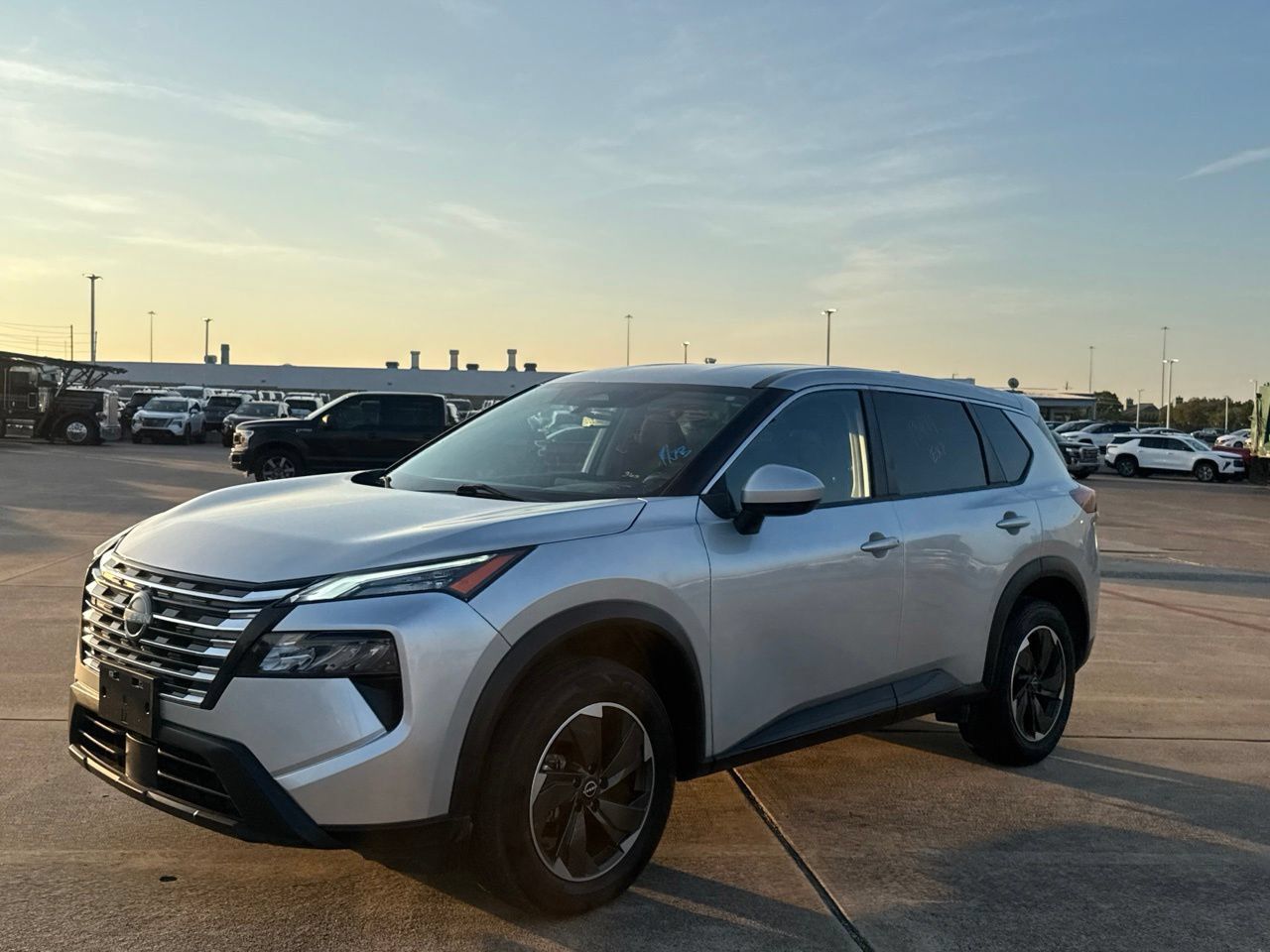 Certified 2024 Nissan Rogue SV AWD/4WD image 9