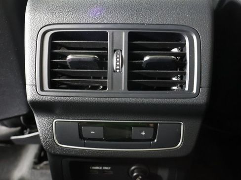 Used 2023 Audi Q5 2.0T Premium w/ Convenience Package AWD/4WD image 53