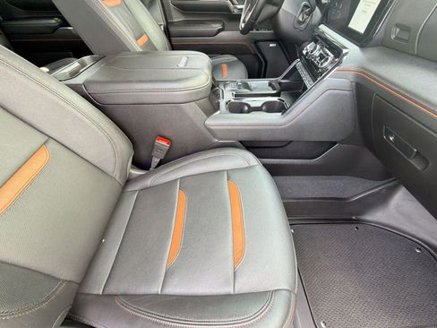 Used 2024 GMC Sierra 2500 AT4 w/ AT4 Premium Plus Package AWD/4WD image 33