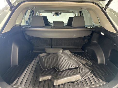 Certified 2022 Toyota RAV4 XLE w/ Convenience Package AWD/4WD image 18