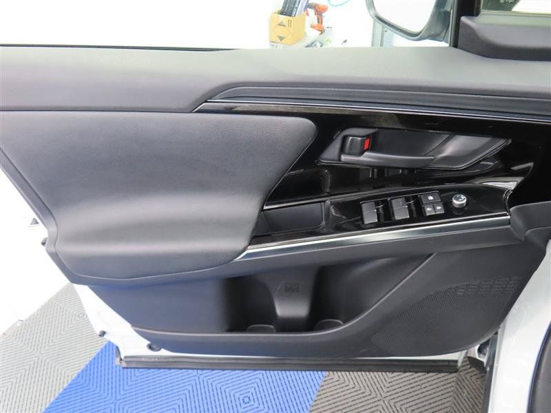 Used 2023 Toyota bZ4X AWD w/ Weather Package image 16