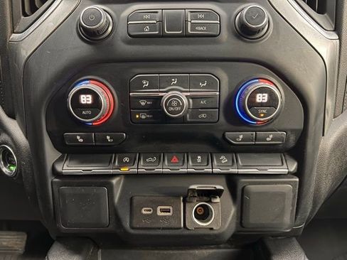 Used 2022 Chevrolet Silverado 1500 LT Trail Boss image 17