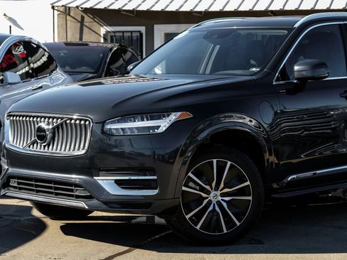 Used 2022 Volvo XC90 T8 Inscription Expression image 6
