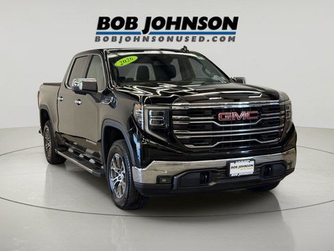 Used 2026 GMC Sierra 1500 SLT AWD/4WD image 3