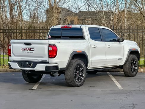 Used 2025 GMC Canyon Elevation AWD/4WD image 4