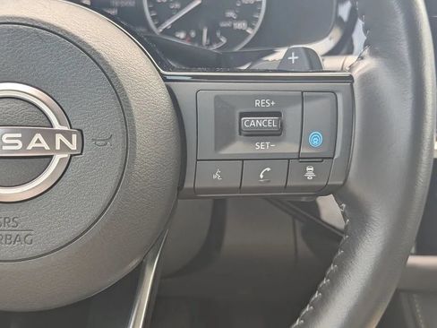 Certified 2025 Nissan Pathfinder SL FWD image 23