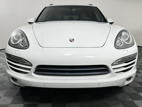 Used 2013 Porsche Cayenne Diesel image 3