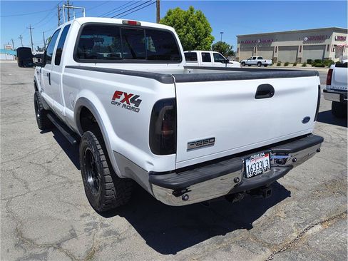 Used 2006 Ford F250 Lariat AWD/4WD image 16
