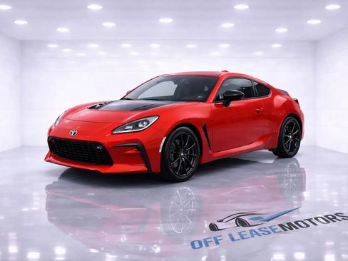 Used 2024 Toyota GR86 Premium RWD image 1