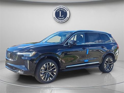 New 2026 Volvo XC90 B6 Ultra image 2