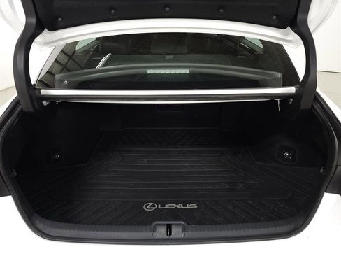 Certified 2024 Lexus ES 300h F Sport image 7