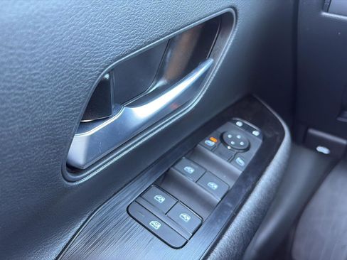New 2026 Nissan Kicks SV w/ Cold Weather Package AWD/4WD image 18