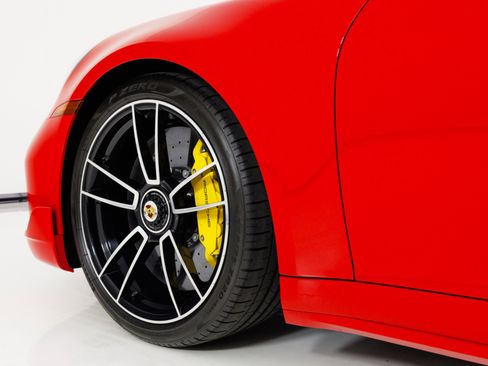 Used 2021 Porsche 911 Turbo S image 70